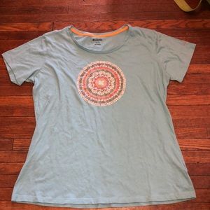 Women’s xl Columbia T-shirt